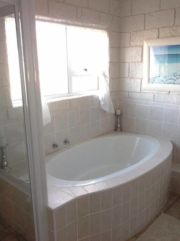 Le Mahi Guest House 兰格班 外观 照片